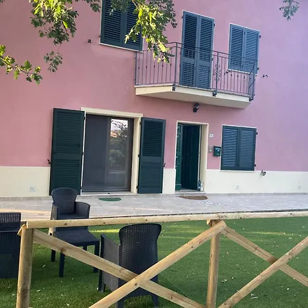 Casa Duilio E Maria * Treia